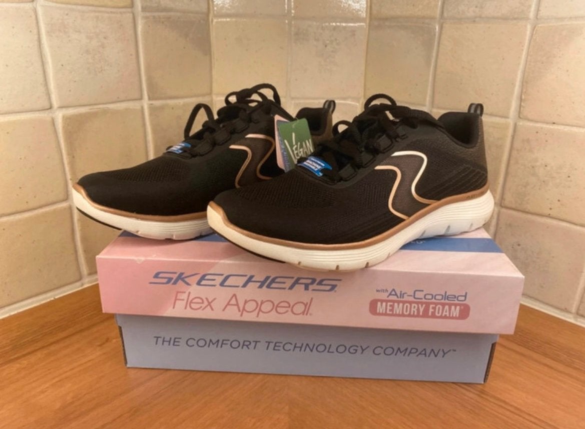 Skechers sneakers maat 39, Kleding | Dames, Schoenen, Zwart, Nieuw, Ophalen of Verzenden, Sneakers of Gympen