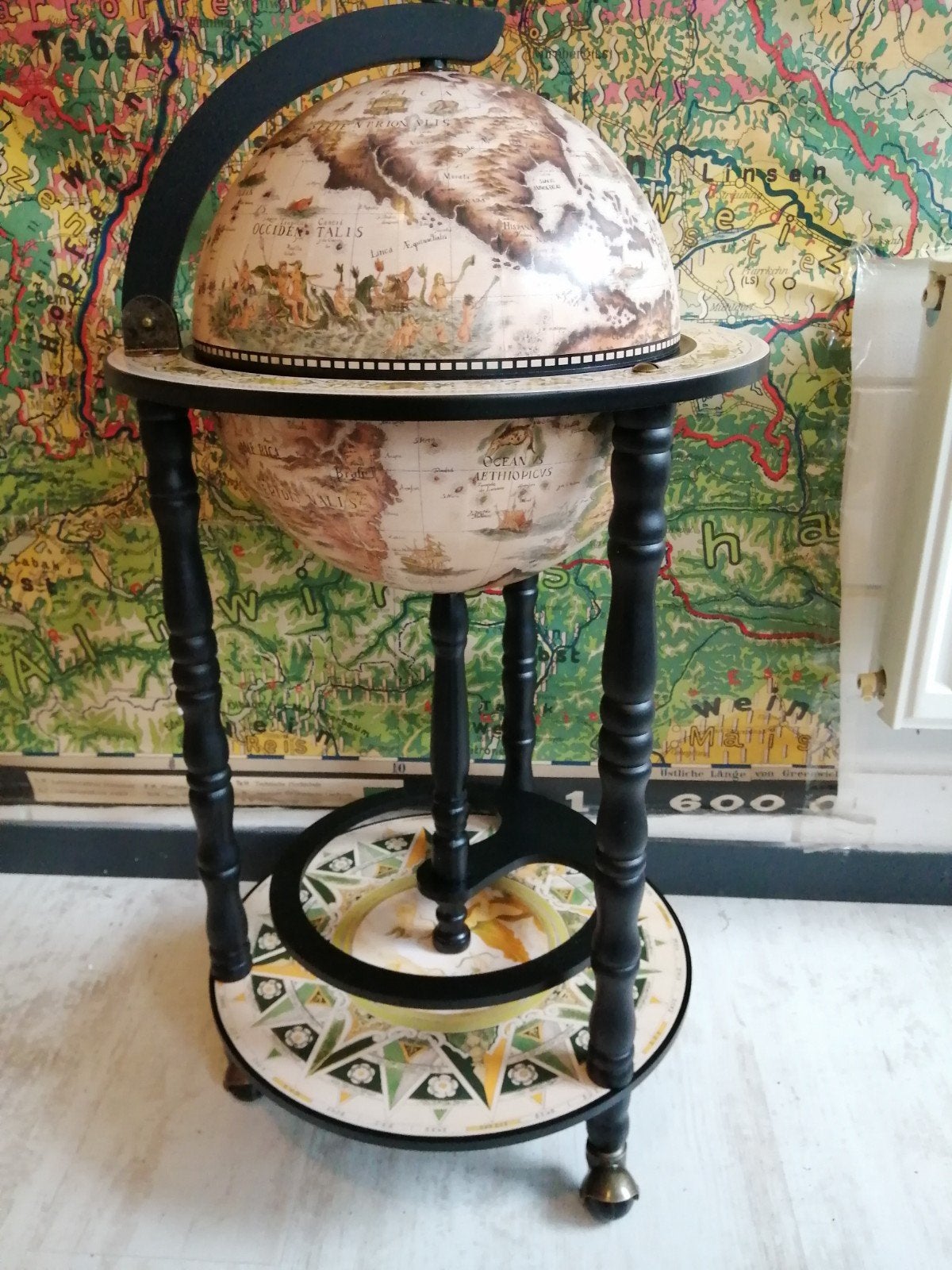 GLOBEBAR BAR GLOBE WIJNBAR WHISKEYBAR 90X45 CM DE Laatste!!, Ophalen of Verzenden