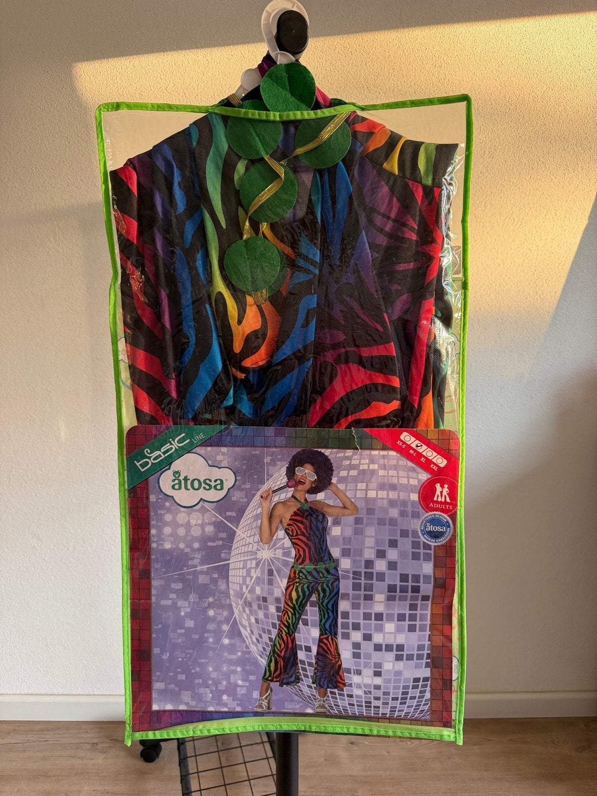 Carnavalpak regenboogzebra M/L, Maat 38/40 (M), Carnaval, Ophalen of Verzenden, Kleding