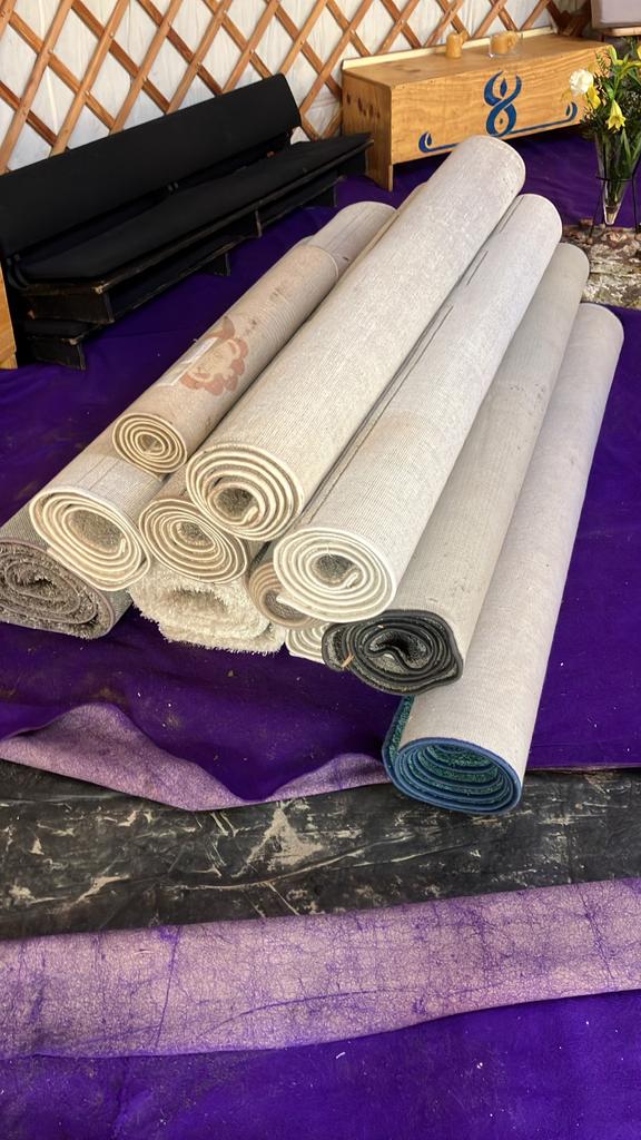 Partij van 8 Vloerkleden, Ophalen, Beige, 150 tot 200 cm, Rechthoekig