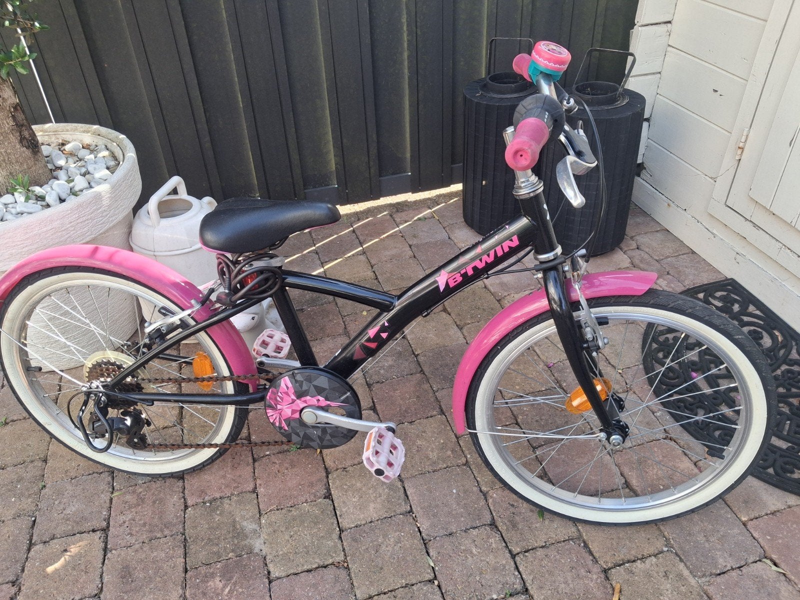 BTWIN meisjesfiets 20 inch roze - 5-6 jaar, Fietsen en Brommers, Fietsen | Meisjes, Gebruikt, Velgrem, Versnellingen, Ophalen of Verzenden