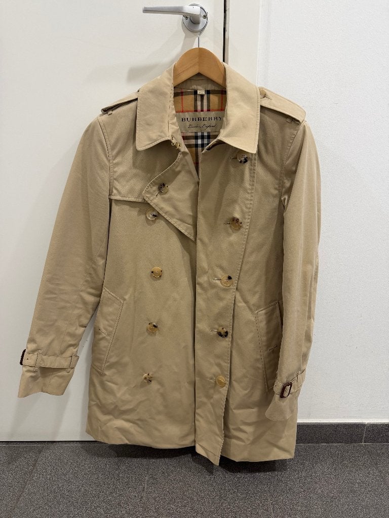 Burberry Trenchcoat, Kleding | Heren, Maat 48/50 (M), Beige, Ophalen of Verzenden, Gedragen