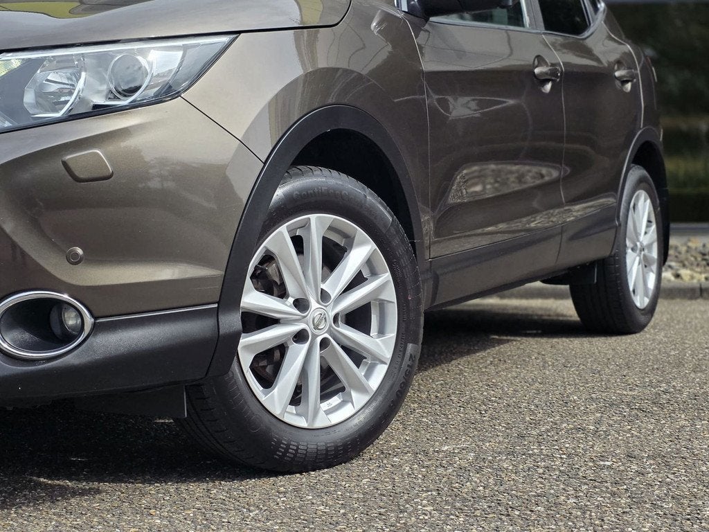 Nissan Qashqai 1.2 N-Connecta|NAVI|CAMERA|LANE-ASSIST, Voorwielaandrijving, Stof, Gebruikt, Zwart
