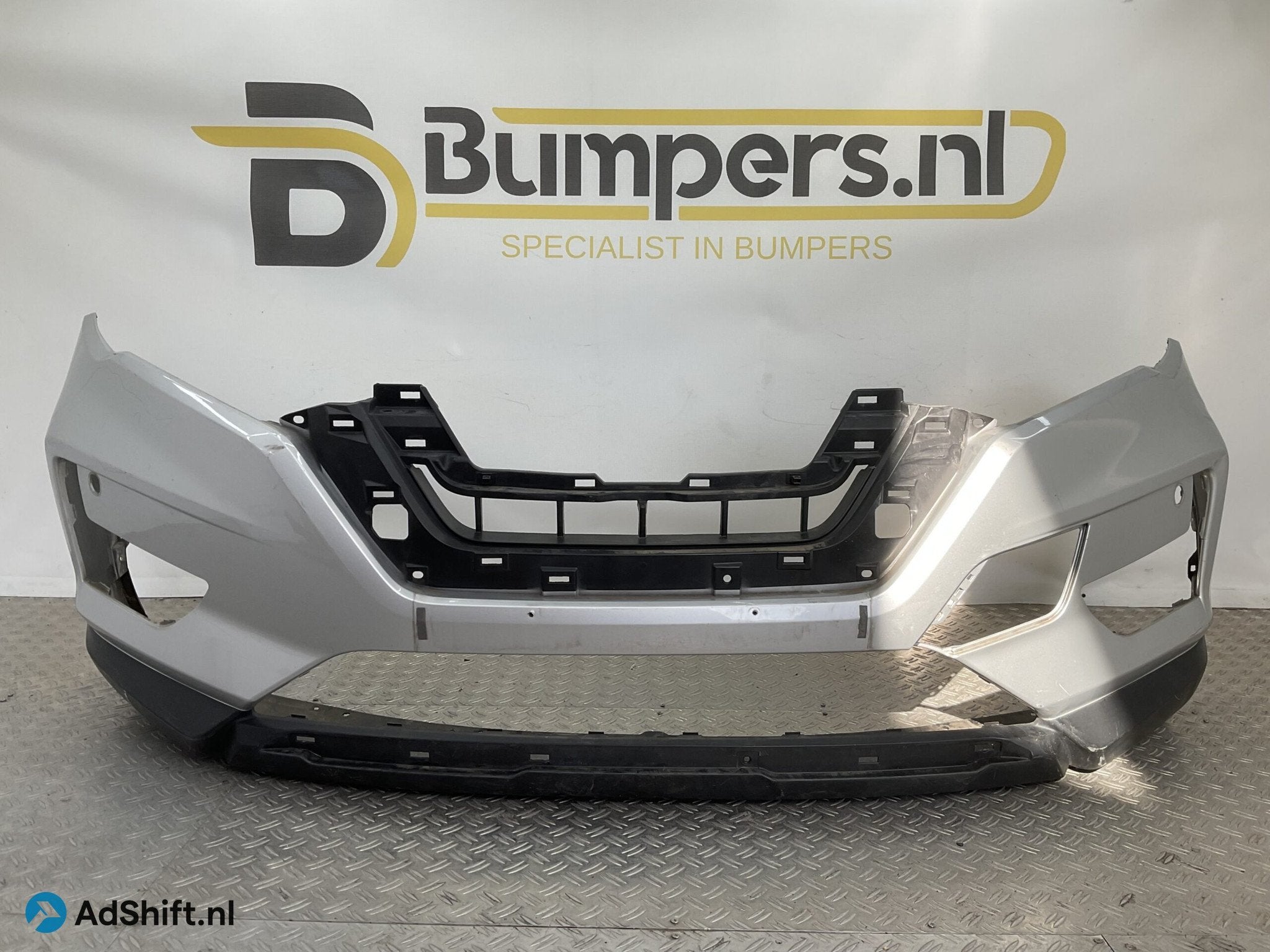 Bumper Nissan XTrail X-Trail 17-21 Facelift 620226FR0H Voorb, Auto-onderdelen, Bumper