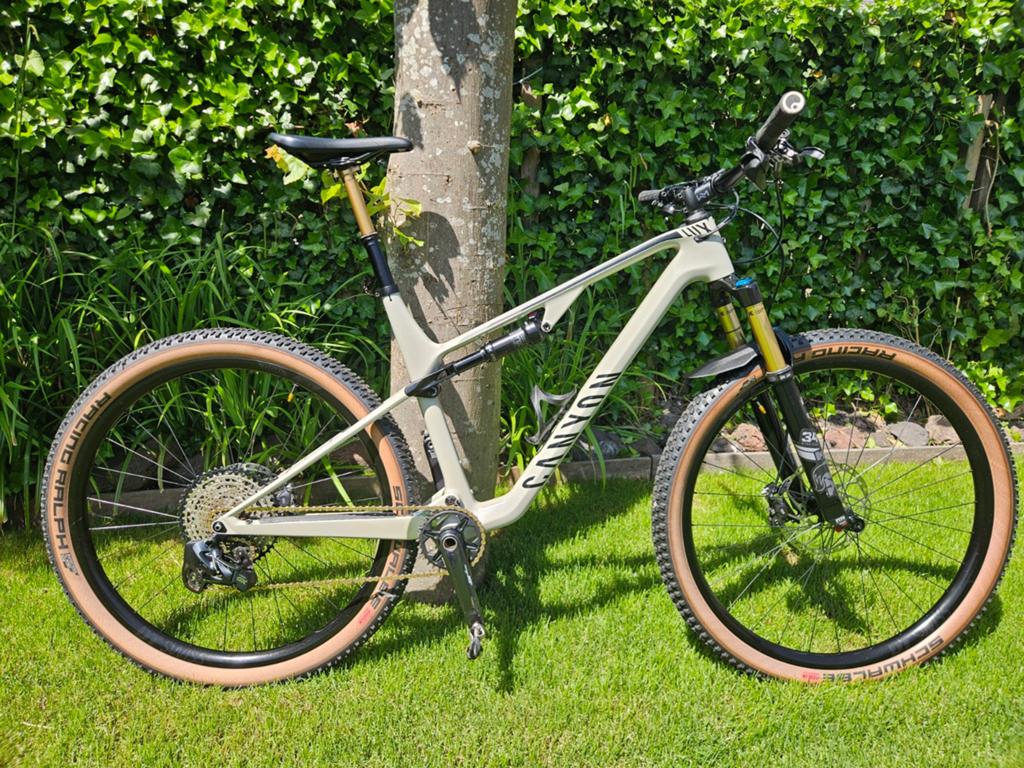 Canyon Lux trail CF L full suspension, Fietsen en Brommers, Fietsen | Mountainbikes en ATB, Overige merken, 57 cm of meer, Ophalen of Verzenden