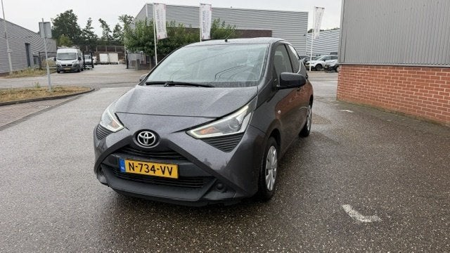 Toyota Aygo 1.0 VVT-i x-fun (bj 2022), Gebruikt, Euro 6, 4 stoelen, Origineel Nederlands