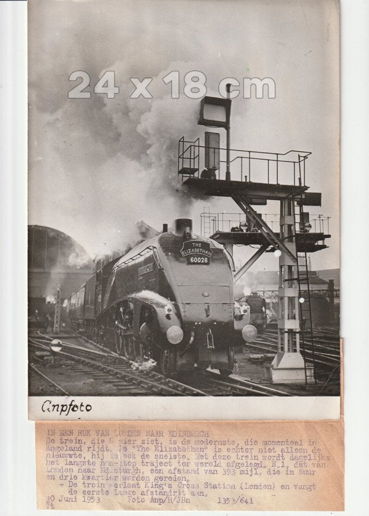 8 oude persfoto's treinen locomotief wagons buitenland, Trein, Gebruikt, Verzenden, Overige typen
