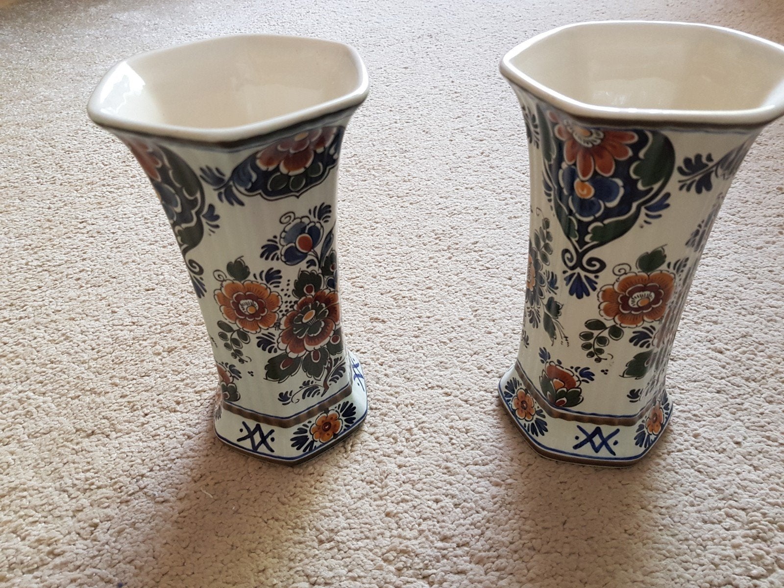 Twee Delft Polychroom Holland Handwerk Vazen - Nummer 444, Ophalen of Verzenden