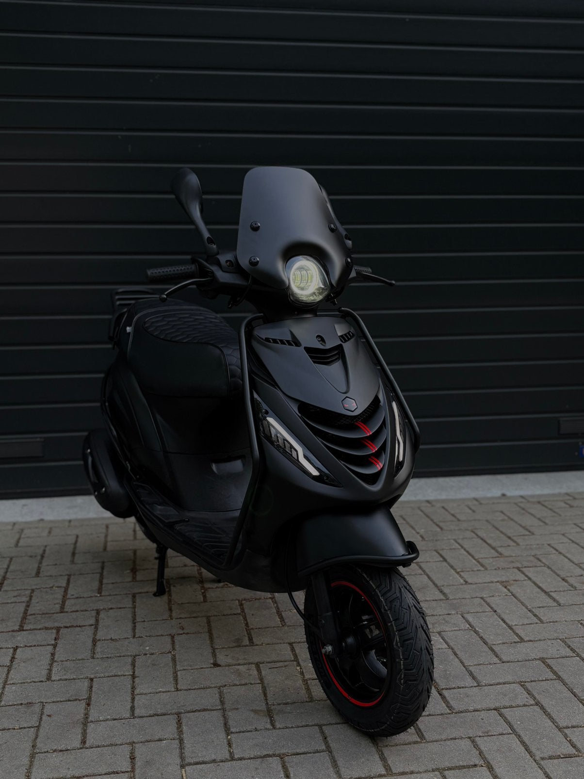 Piaggio zip 2023, Fietsen en Brommers, Ophalen, Maximaal 45 km/u, Zip, Zo goed als nieuw
