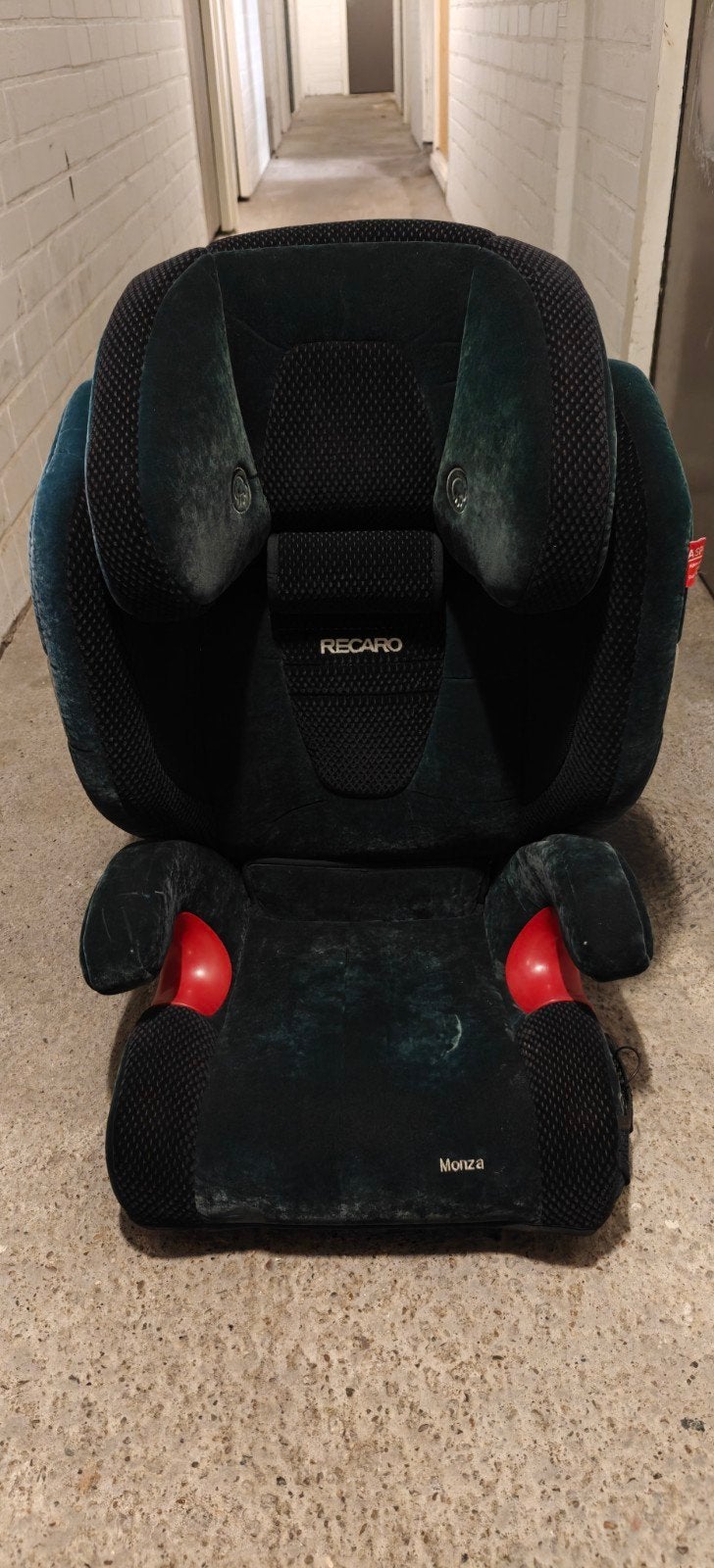 Recaro Monza Nova Isofix kinderstoel met speakers, 15 t/m 36 kg, Zijbescherming, Zo goed als nieuw, Isofix