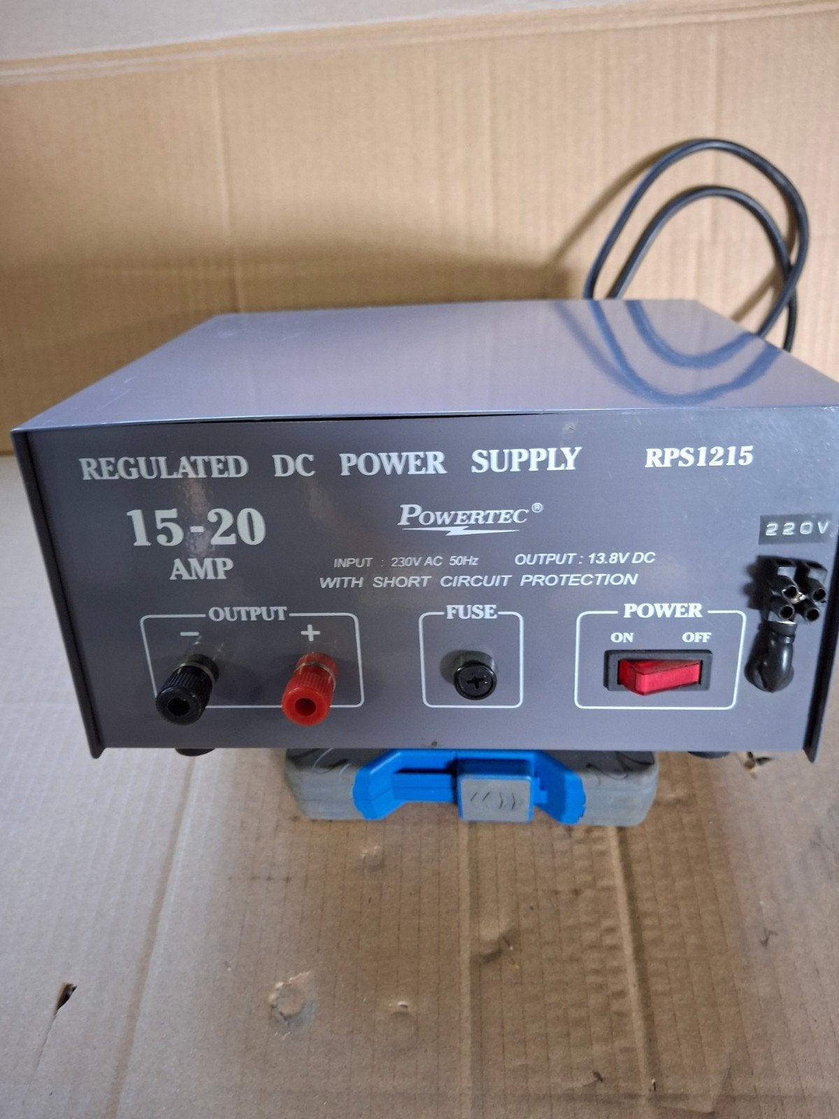 Zware voeding 220/13.8V 15/20A voor zenders/ontvangers, Ophalen of Verzenden, Gebruikt, Ontvanger