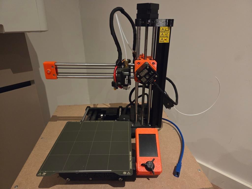 Prusa Mini 3D Printer met Zelfbouw Behuizing, Computers en Software, 3D Printers, Gebruikt, Filament, Ophalen, Prusa