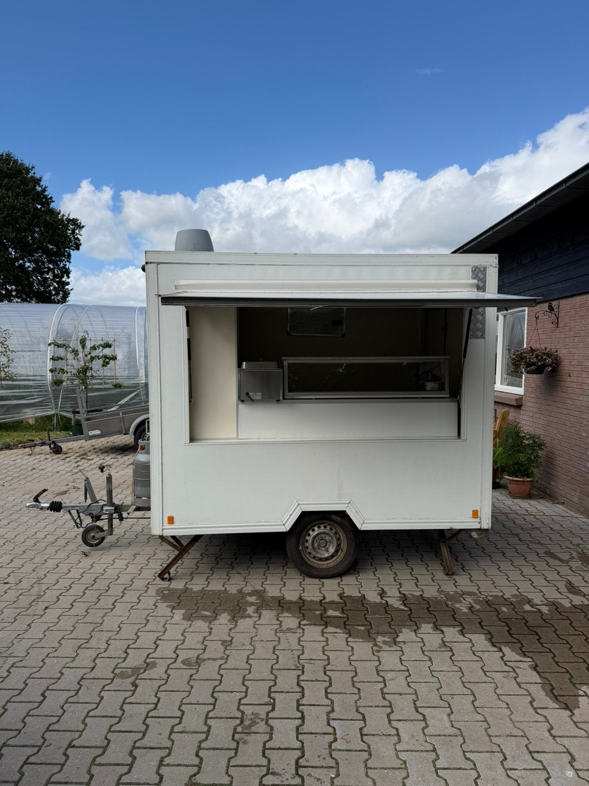 Nette verkoop wagen / kebab kraam / loempia kraan, Ophalen