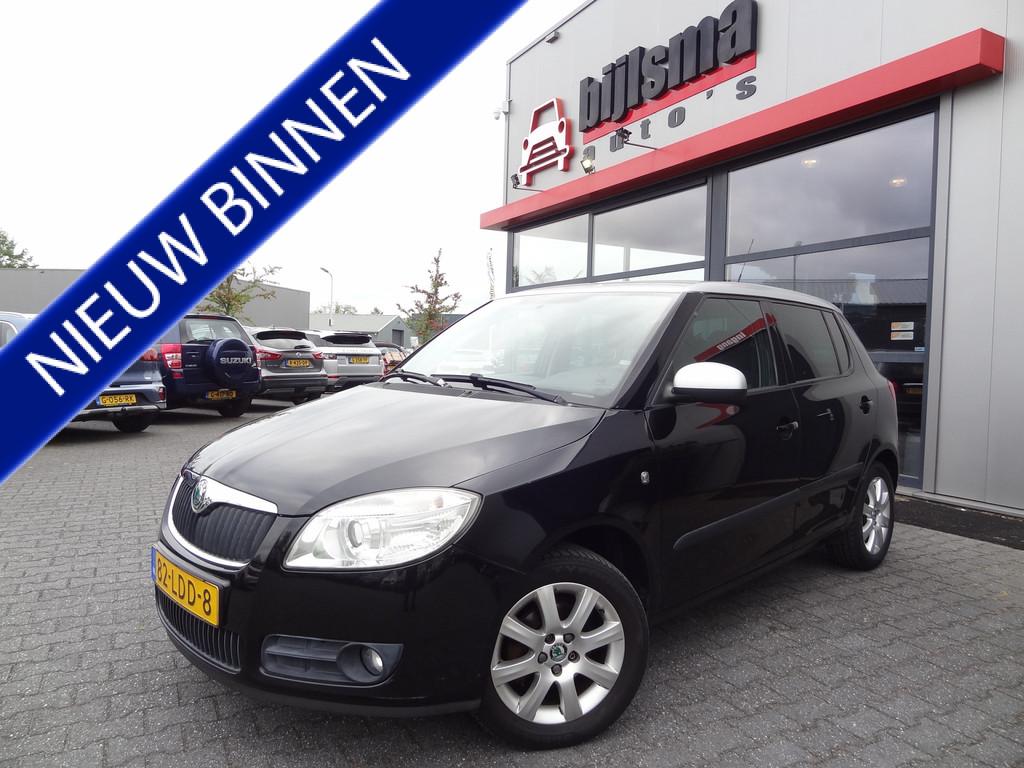Skoda Fabia 1.4-16V Sprint | NL-AUTO | TREKHAAK | CLIMATE |, Auto's, Skoda, Voorwielaandrijving, 4 cilinders, Zwart, Origineel Nederlands