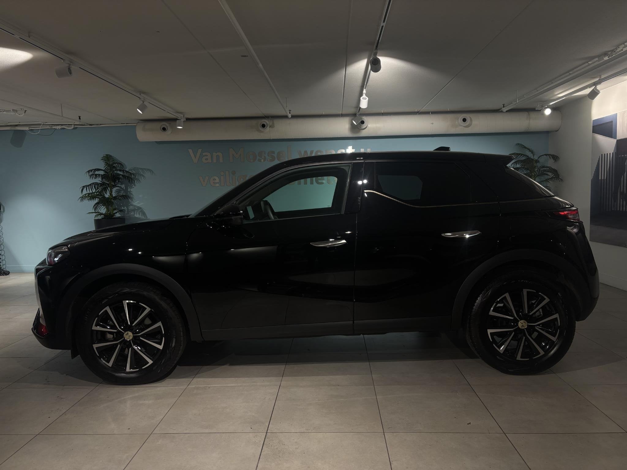 DS 3 1.2 Hybrid 136 Edition France | 360 vision | Stoelverwa, Auto's, DS, Gebruikt, Euro 6, 1199 cc, Zwart