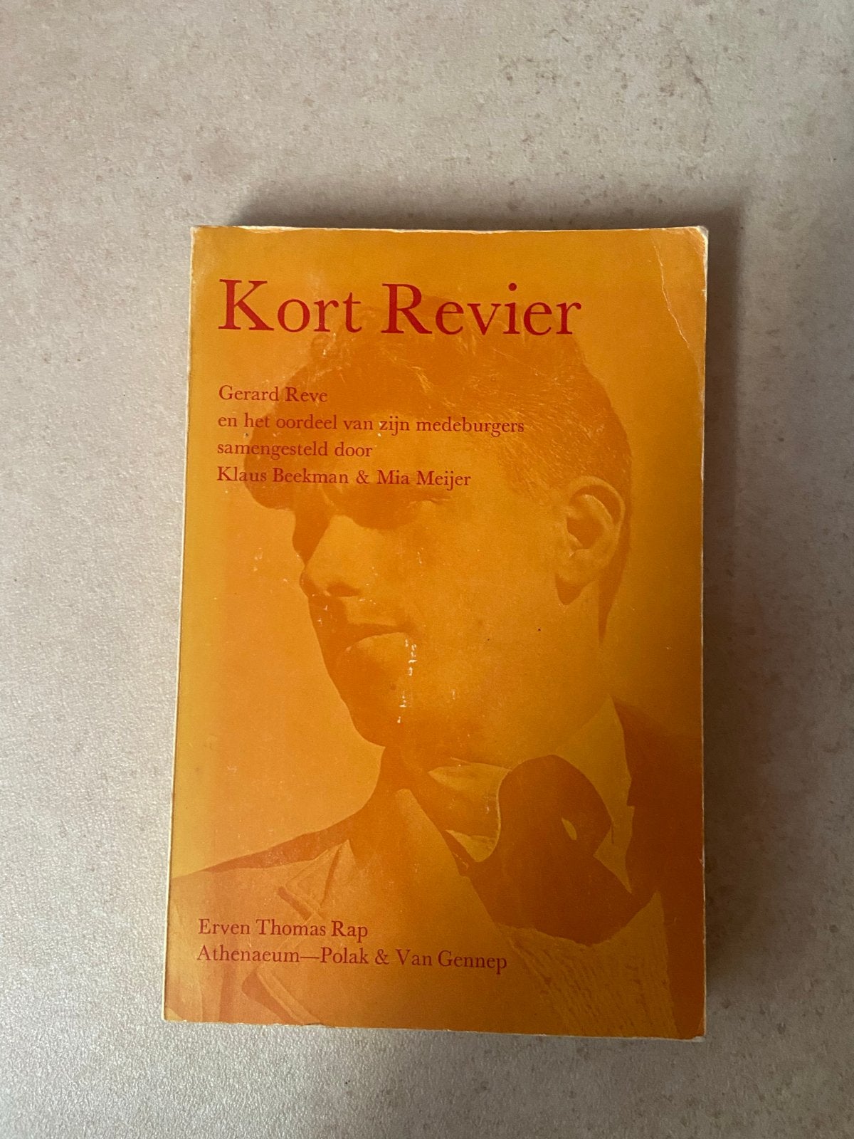 Kort Revier - Gerard Reve (1974), Ophalen of Verzenden, Gelezen, Nederland
