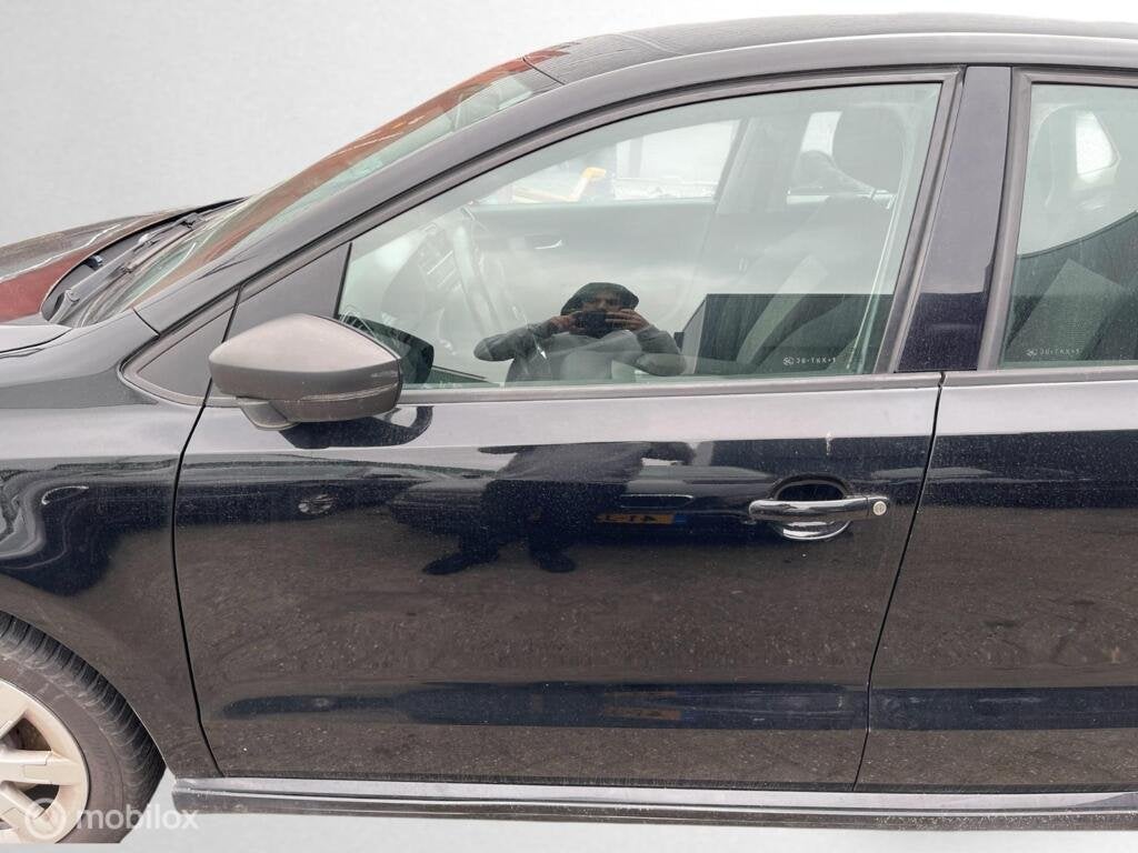 Portier linksvoor Volkswagen Polo 6R ('09-'14) L041, Auto-onderdelen, Gebruikt, Voor, Ophalen of Verzenden