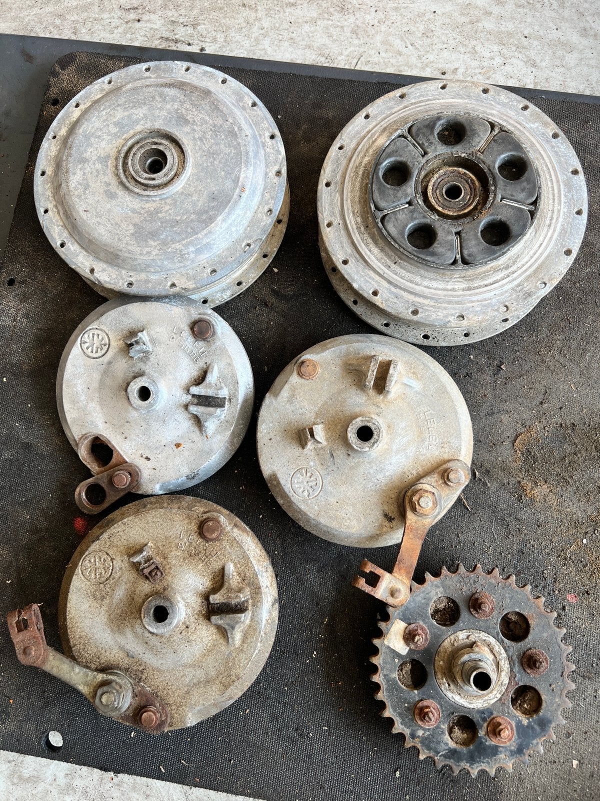 Complete set grote Leleu naaf 160mm kreidler, Fietsen en Brommers, Brommeronderdelen | Kreidler, Ophalen of Verzenden, Gebruikt