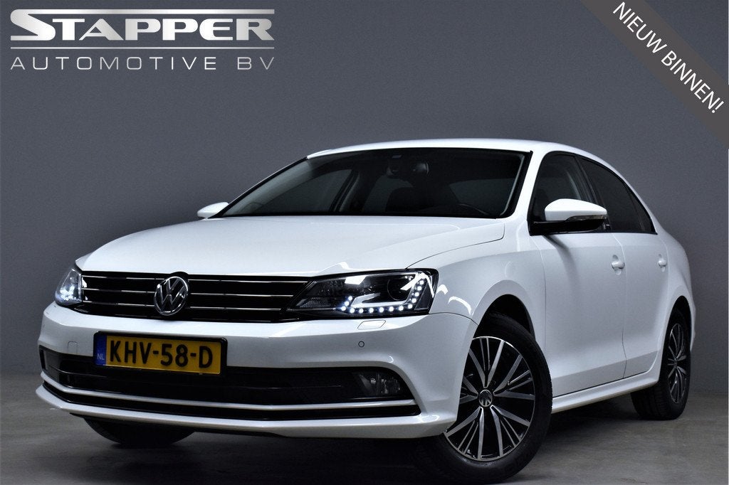 Volkswagen Jetta 1.2 TSI 105pk Allstar 1e Eig. Navi/Xenon/Le, Auto's, Volkswagen, Voorwielaandrijving, Stof, Gebruikt, 4 cilinders