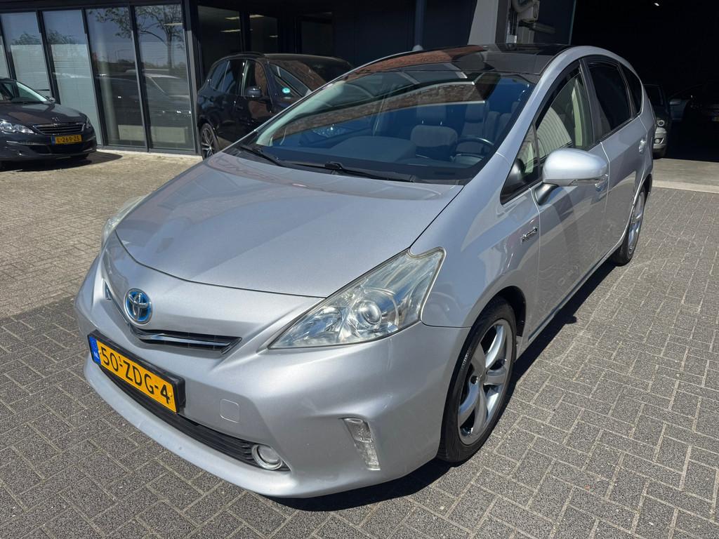 Toyota Prius Wagon 1.8 Aspiration 7 PERS PANO TREKHAAK CAMER, Auto's, Toyota, Euro 5, Gebruikt, 4 cilinders, 7 stoelen