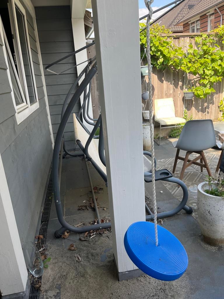 Ophalen: Schommelbank met metalen frame, Tuin en Terras, Ophalen of Verzenden, Zo goed als nieuw
