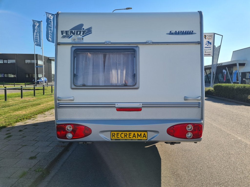 Fendt Saphir 420 Q, Caravans en Kamperen, Caravans, Overige typen, Bedrijf, Treinzit, 750 - 1000 kg