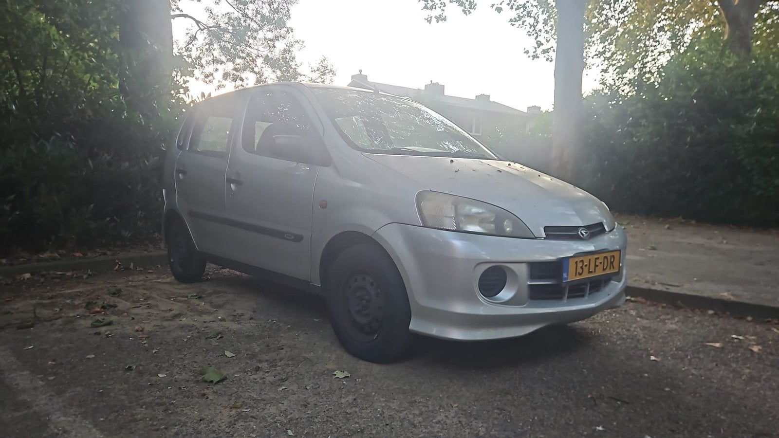 Daihatsu YRV 1.0 2002 Grijs, Auto's, Daihatsu, 58 pk, Origineel Nederlands, 989 cc, Handgeschakeld