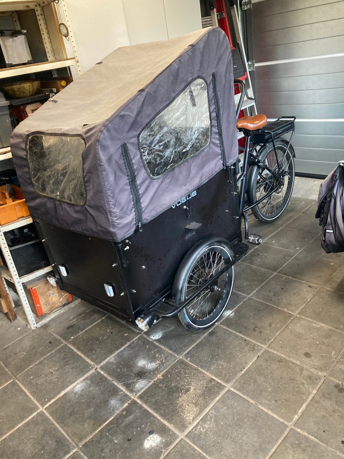 Vogue Troy elektrische bakfiets 4 kinderen, Ophalen of Verzenden, Zo goed als nieuw, 4 kinderen of meer, Huif