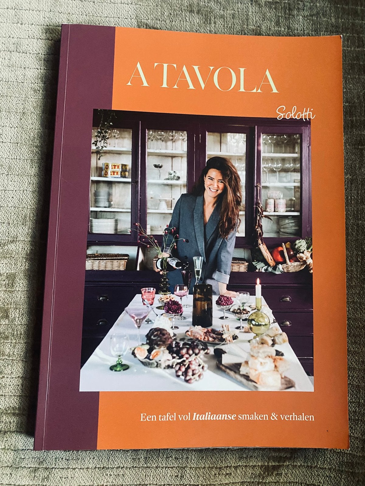 A Tavola, Ophalen of Verzenden, Zo goed als nieuw, Italië