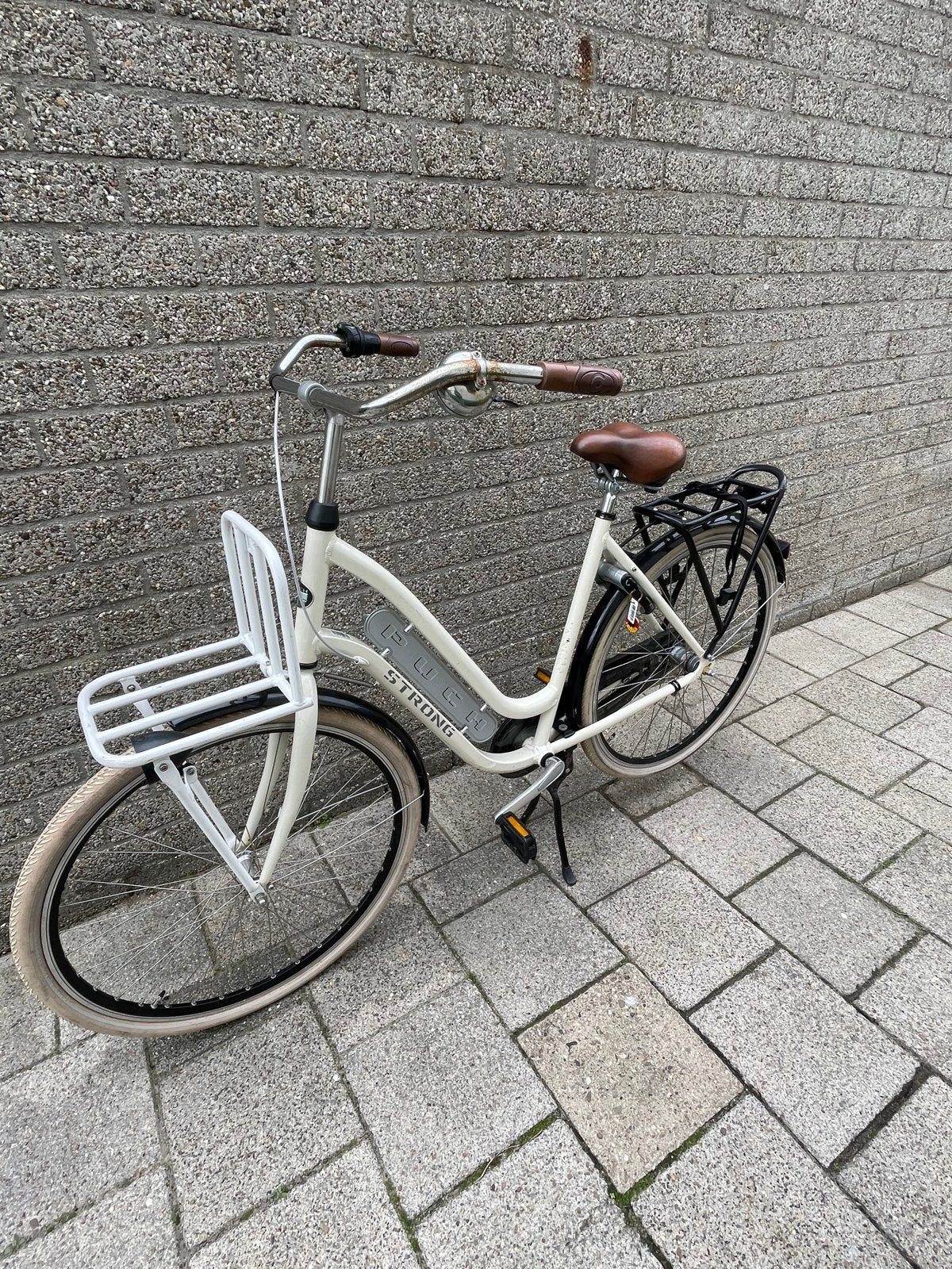 Puch Strong Dames Transportfiets - Wit met Bruine Details, 56 cm of meer, Ophalen, Gebruikt, Overige merken