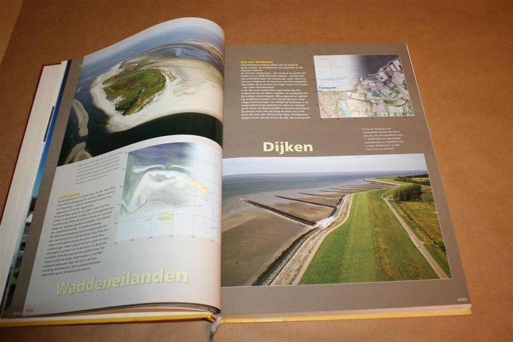 ANWB Topografische Atlas Nederland: 1:50.000, Boeken, Gelezen, Ophalen of Verzenden, Landkaart, 1800 tot 2000