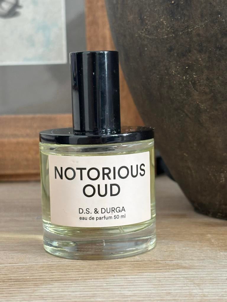 D.S. & Durga Notorious Oud Eau de Parfum 50 ml, Sieraden, Tassen en Uiterlijk, Uiterlijk | Parfum, Zo goed als nieuw, Ophalen of Verzenden