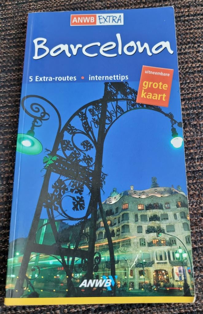 Barcelona catalonië cataluña anwb extra, Europa, Ophalen of Verzenden, Zo goed als nieuw, Reisgids of -boek