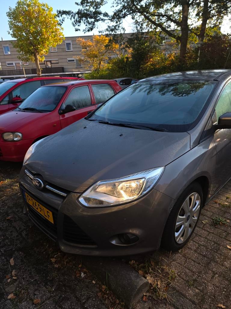 Ford Focus 1.0 Ecoboost 92KW Wagon 2012 Bruin, Auto's, 125 pk, Bruin, Handgeschakeld, 1216 kg