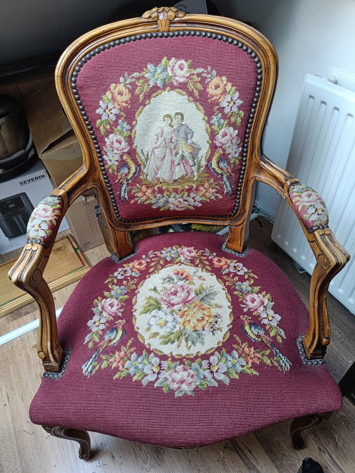 Antieke fauteuil, mooi geborduurd queen Anne zeer goede staa, Ophalen