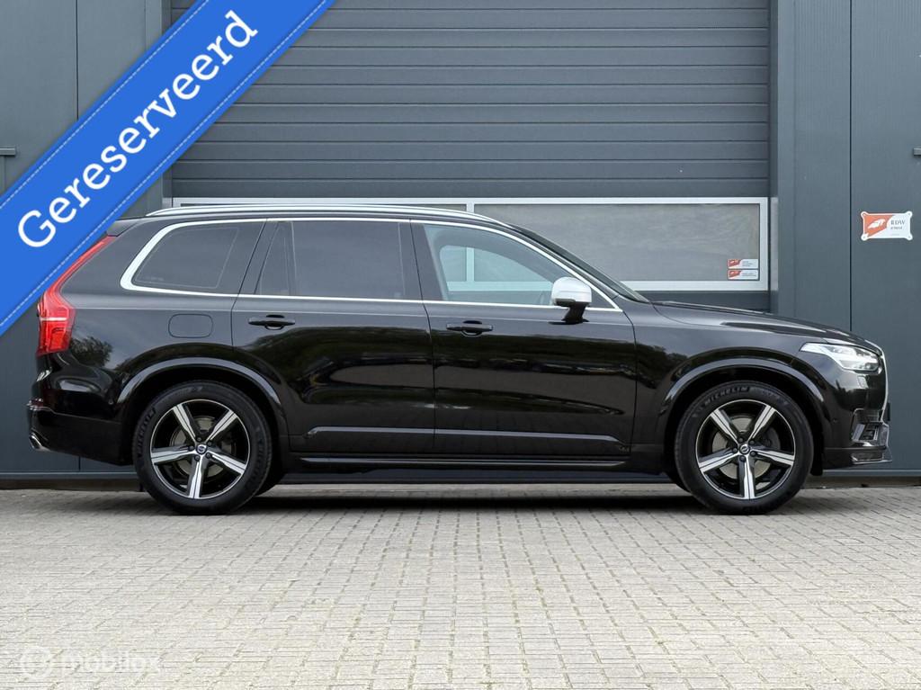 Volvo XC90 2.0 D5 AWD R-Design 7-Zitplaatsen DealerOH Perfec, Auto's, Volvo, 4 cilinders, 7 stoelen, Zwart, Bedrijf