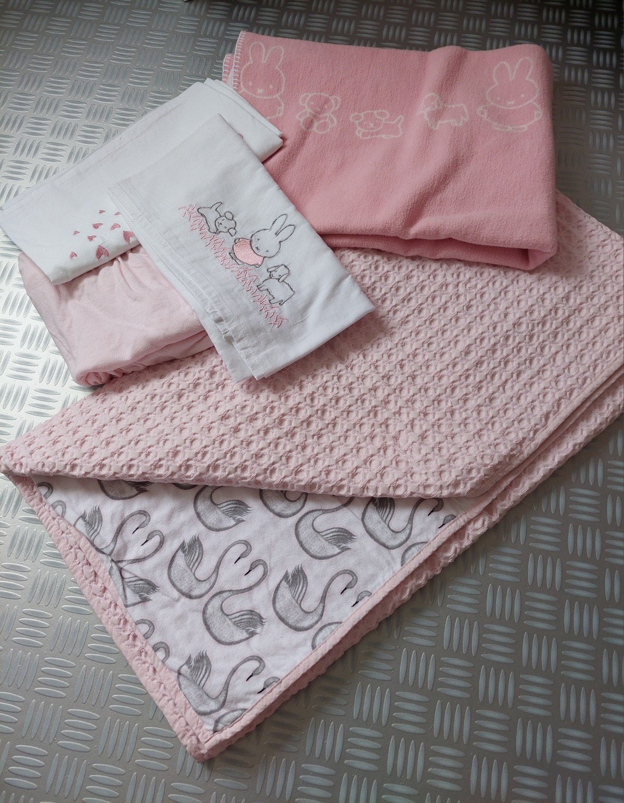 Dekens en lakens voor babybedje 80x120, Ophalen, Gebruikt, Meisje, Deken of Dekbed