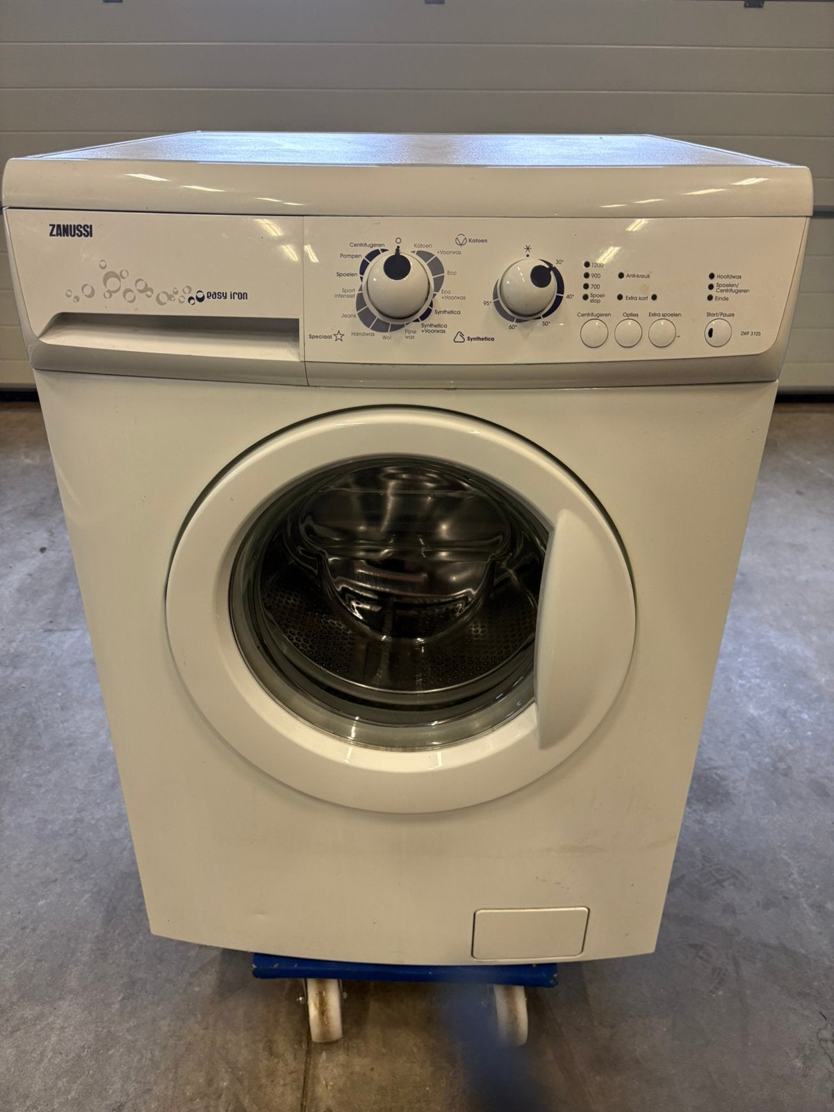 Titel: Zanussi ZWF 3125 wasmachine 1200 toeren – nette staat, Ophalen, 1200 tot 1600 toeren, 4 tot 6 kg, Zo goed als nieuw