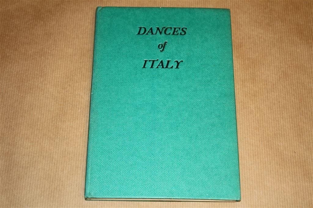 Dances of Italy [1950]. Handboek Europese volksdansen., Boeken, Kunst en Cultuur | Dans en Theater, Ophalen of Verzenden, Gelezen