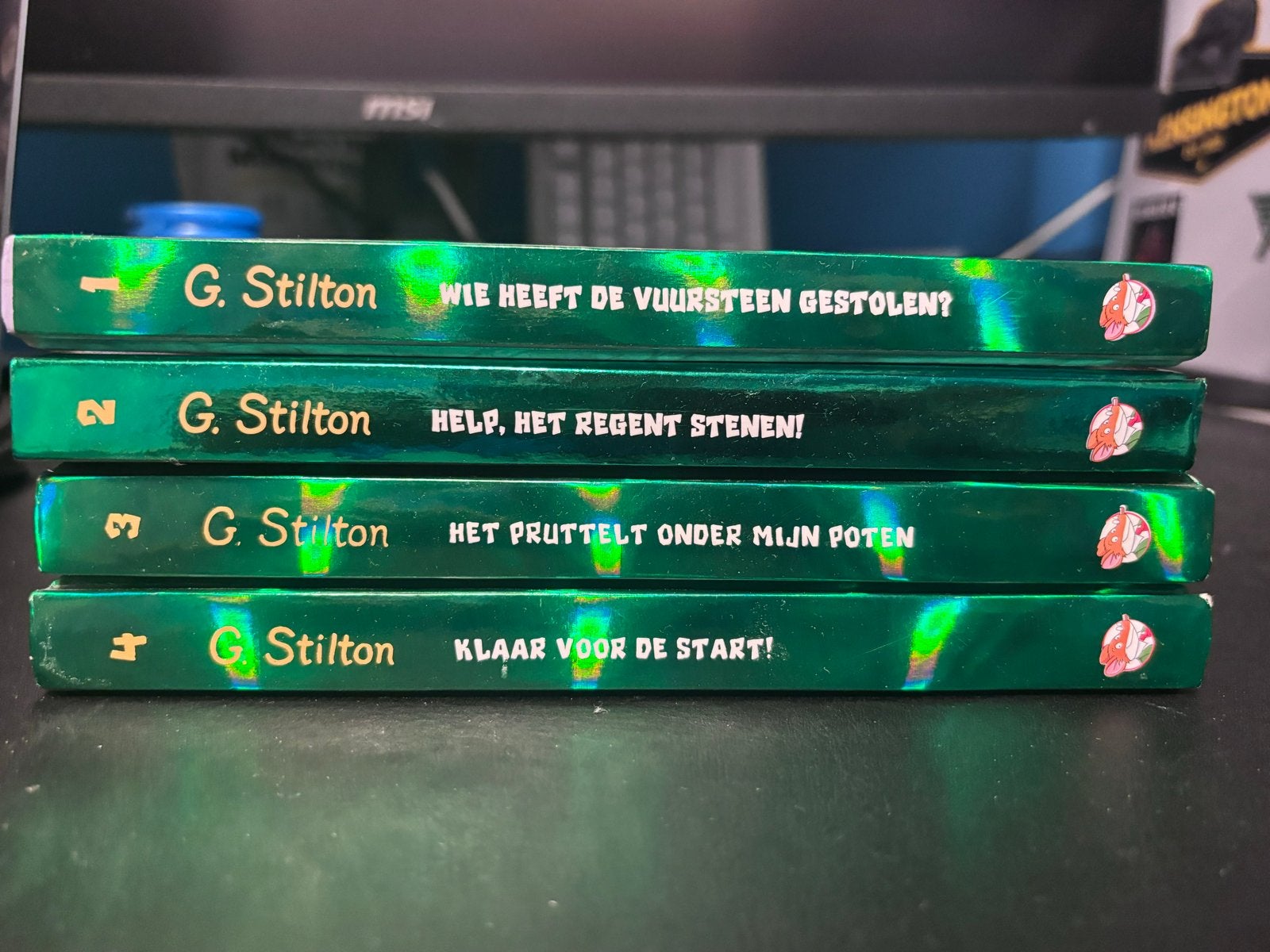 Geronimo Stilton Oerknagers boekenreeks (4 delen), Ophalen of Verzenden, Zo goed als nieuw, Fictie algemeen