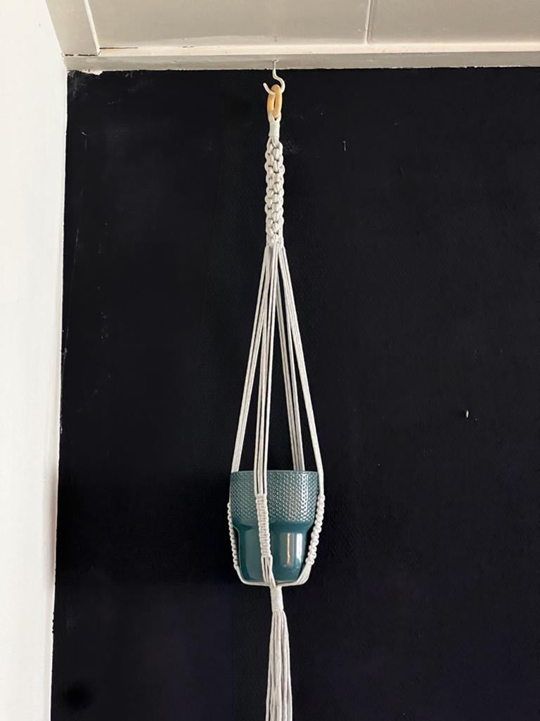 Macramé plantenhanger met pot, Boho, Ophalen of Verzenden, Zo goed als nieuw, Wit