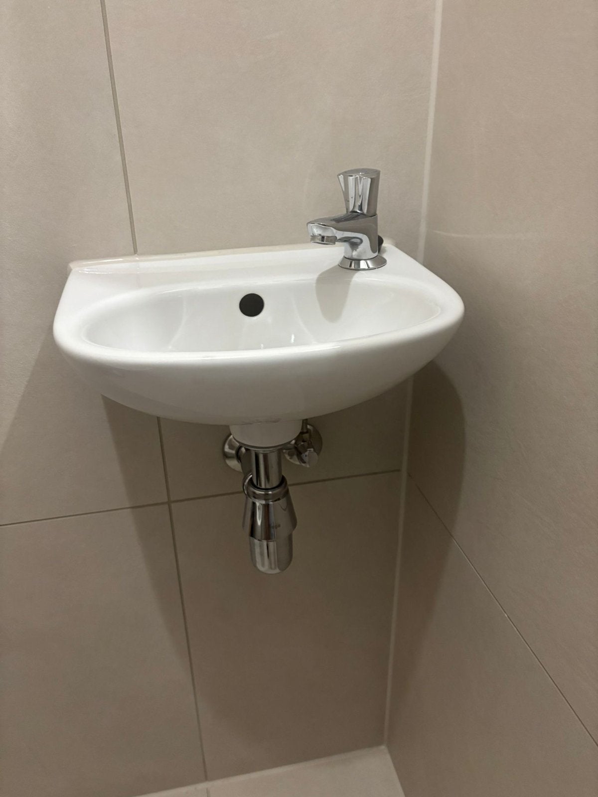 Villeroy & Boch fontein met Grohe kraan en sifon NIEUW!!!, Ophalen of Verzenden, Gebruikt, Chroom, Wastafel