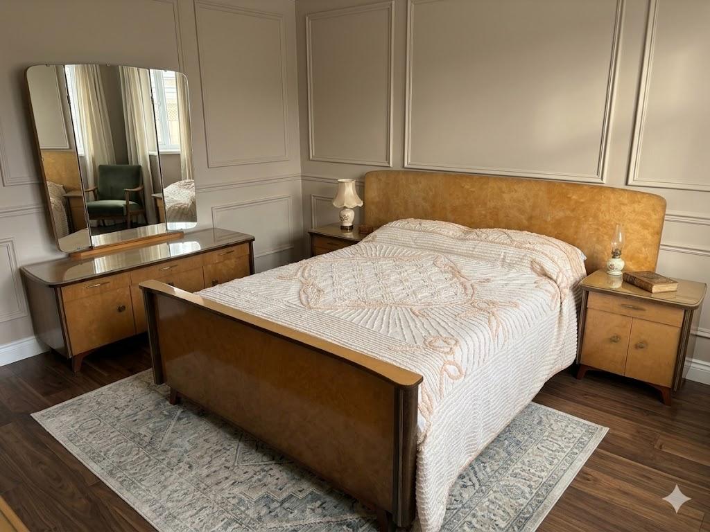 Vintage Tweepersoonsbed met Nachtkastjes en Kaptafel, Huis en Inrichting, Ophalen, Gebruikt, Bruin, Tweepersoons