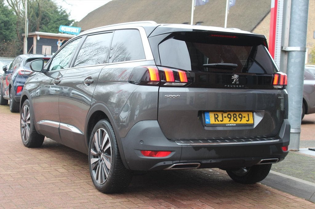 PEUGEOT 5008 1.2 PureTech *GT-Line* | Schuifdak | Camera | H, Voorwielaandrijving, Gebruikt, 1199 cc, 1290 kg