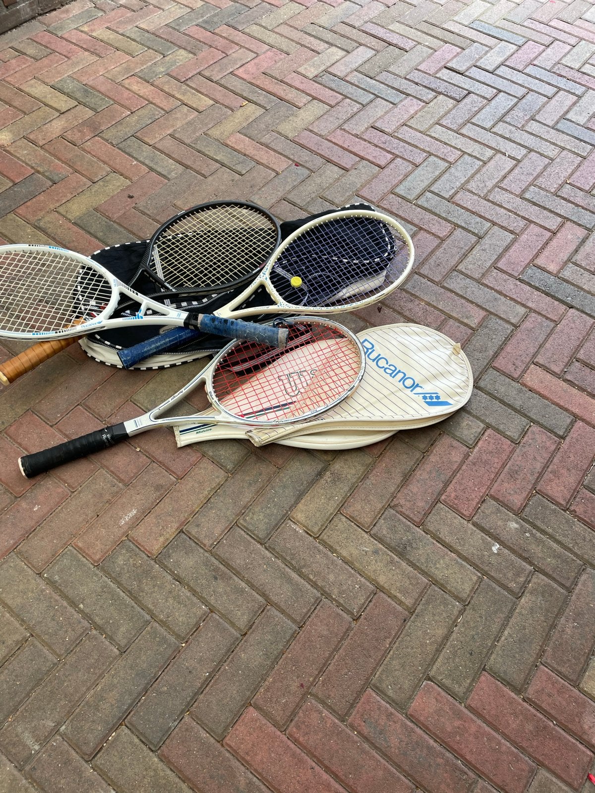 Vintage tennisrackets en houten hobbelpaard, Antiek en Kunst, Ophalen