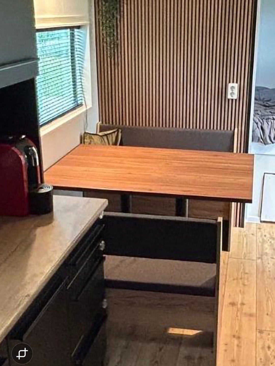 Camper tafel met 2 bankjes en opbergruimte, Ophalen