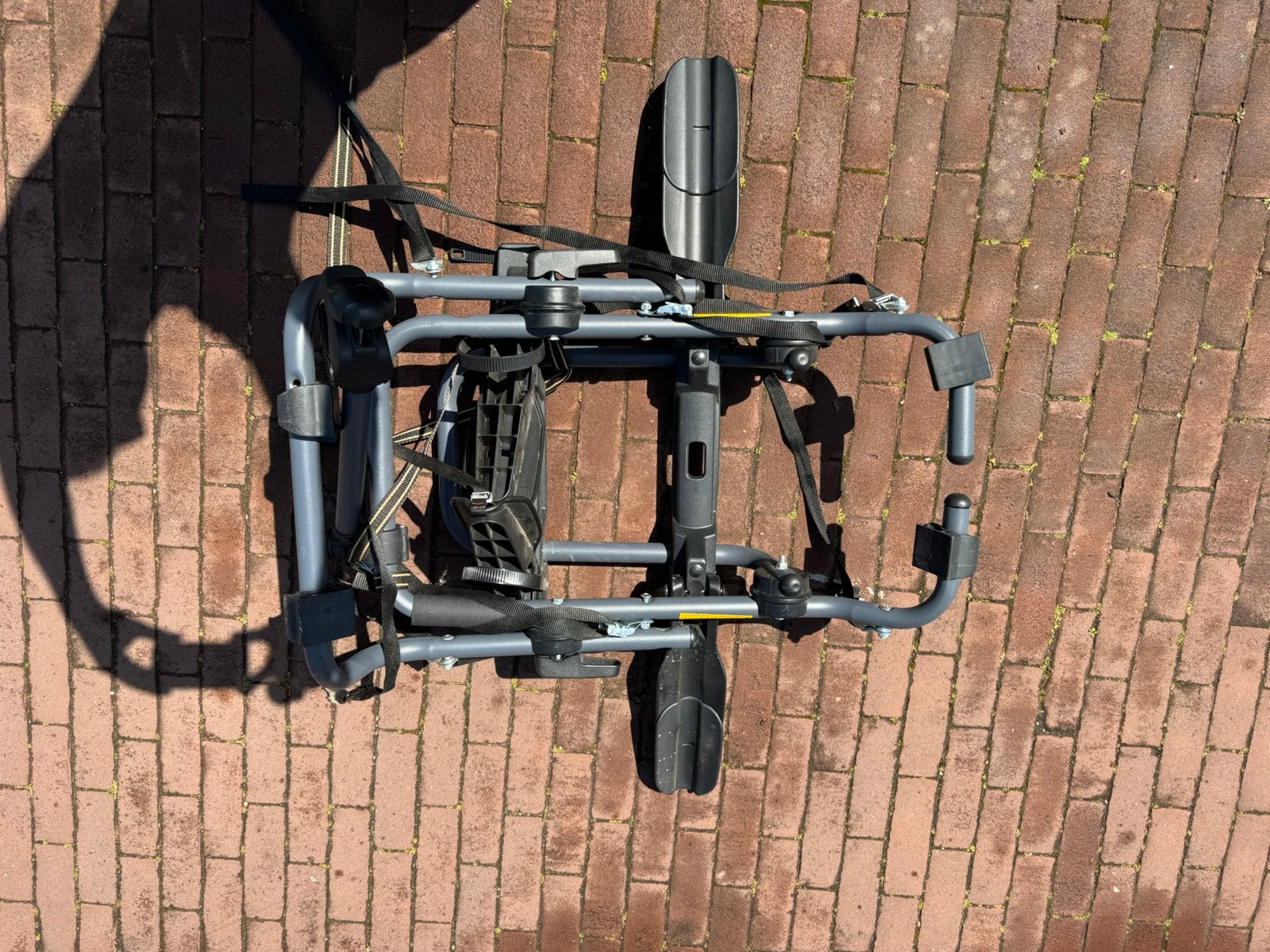 Achterklep fietsendrager geen trekhaak nodig, Ophalen, 2 fietsen, Gebruikt, Achterklepdrager
