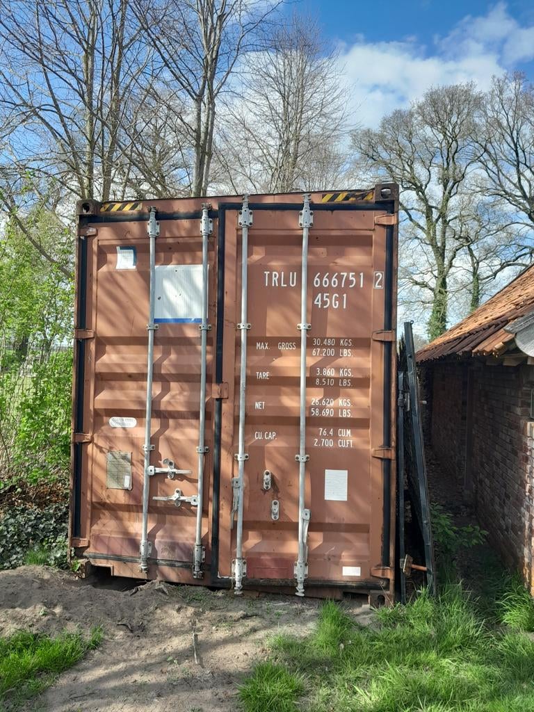 40ft zeecontainer, Ophalen