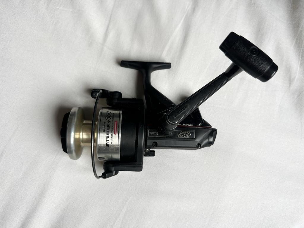 Shimano baitrunner 4500, Ophalen of Verzenden, Gebruikt, Molen