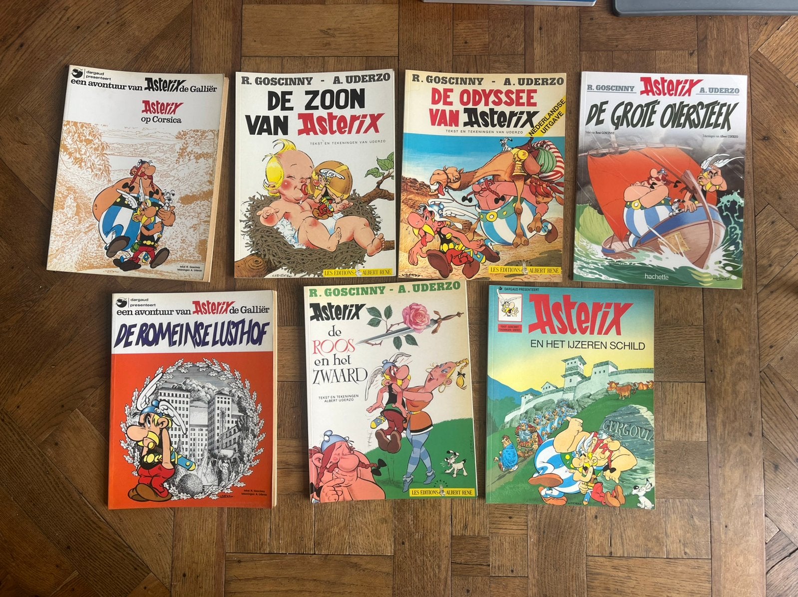 Asterix strips, in goede staat, Meerdere stripboeken, Ophalen of Verzenden, Zo goed als nieuw